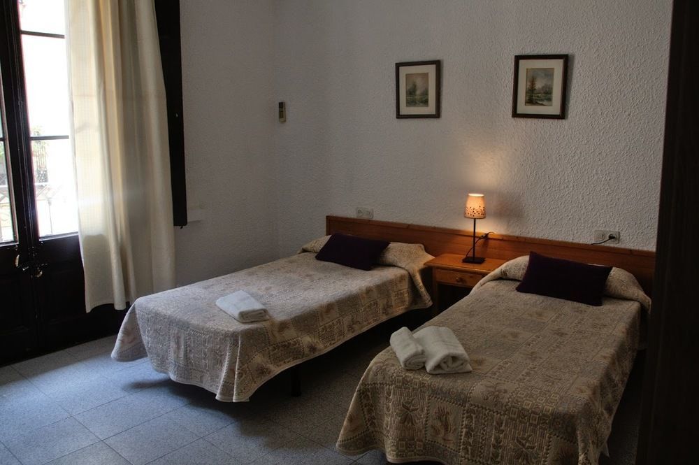 Dragonflybcn Guest house